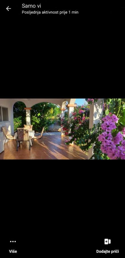 Apartments Golic Biograd Na Moru Exterior photo